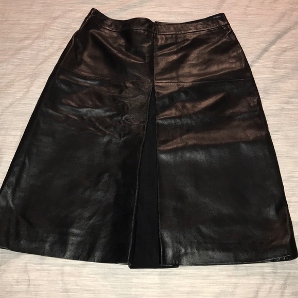 Halogen Leather & Suede A-Line Skirt in black - Picture 3 of 7